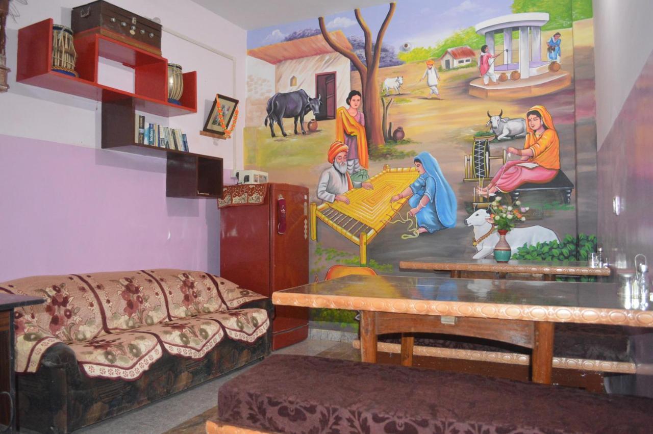 Azure Family Paying Guest House Varanasi Exterior foto